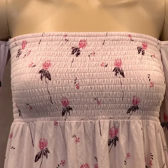 FREE PEOPLE BOHO PINK OFF THE SHOULDER TOP WITH FLOWING “BELL” SLEEVES - Picture 3 of 10